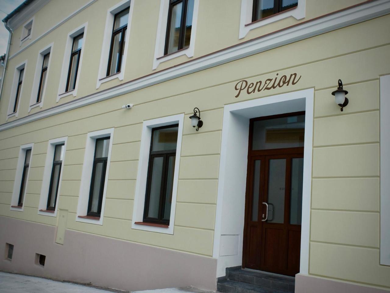 Penzion Stara Posta Frydek-Mistek Ngoại thất bức ảnh